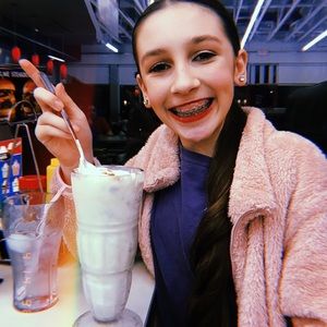 Meet your Posher, Brin